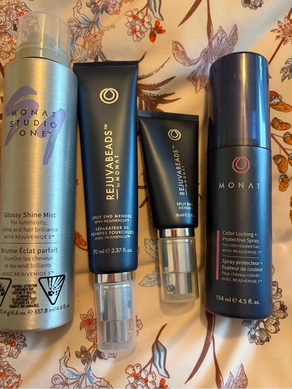 Monat various hair items